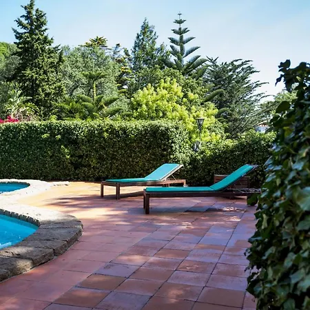 Вилла Entre Rochas Pool House By Cadenzalux Кашкайш